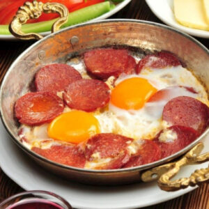 Sucuklu Yumurta